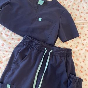 Garde malade scrub set in navy blue 💙